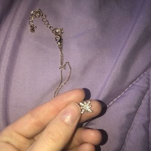 Simple charm necklace